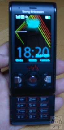  Walkman - Sony Ericsson W595