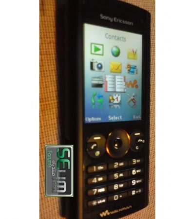Sony Ericsson W902   