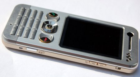 Sony Ericsson K330i  W890i   